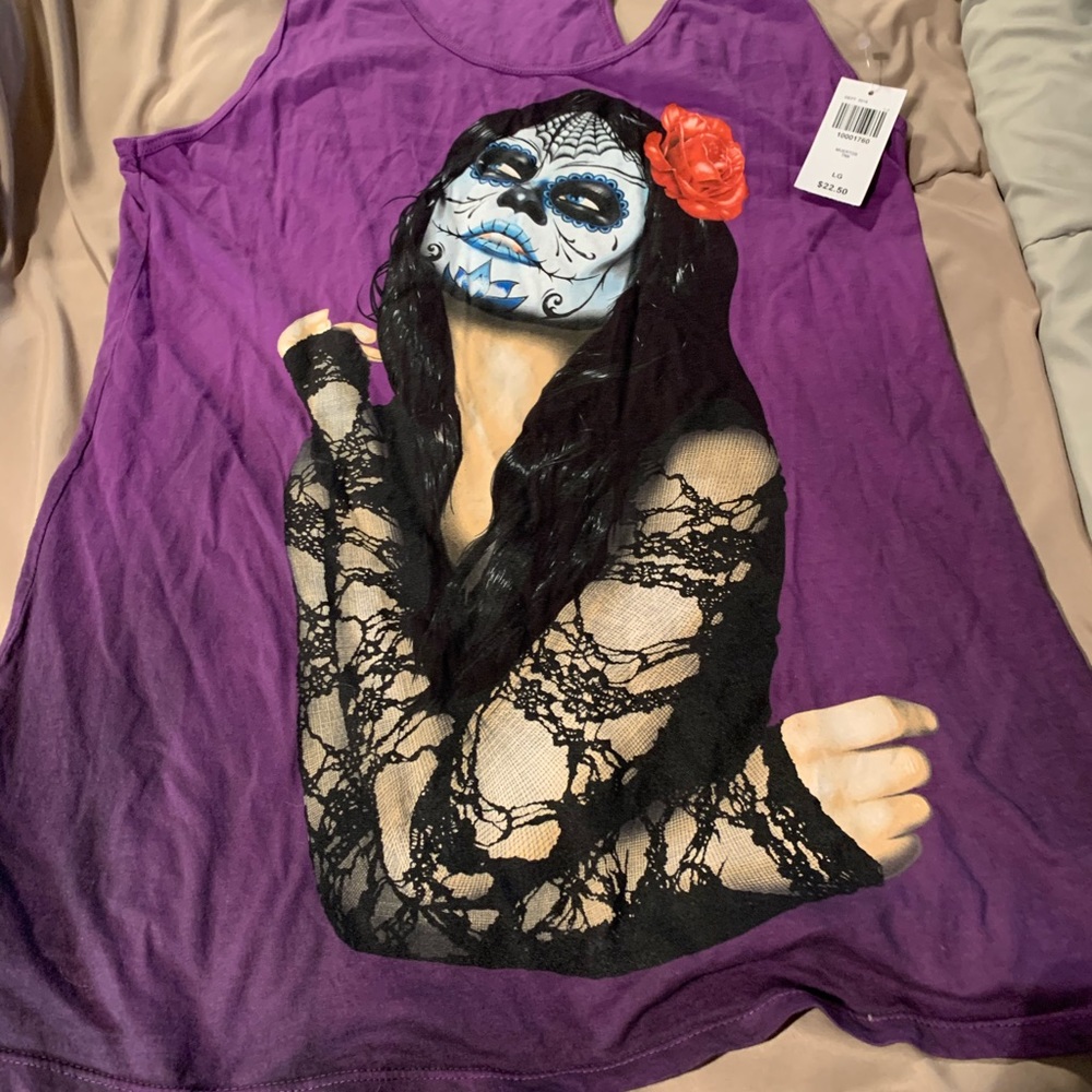 Hot Topic Tank